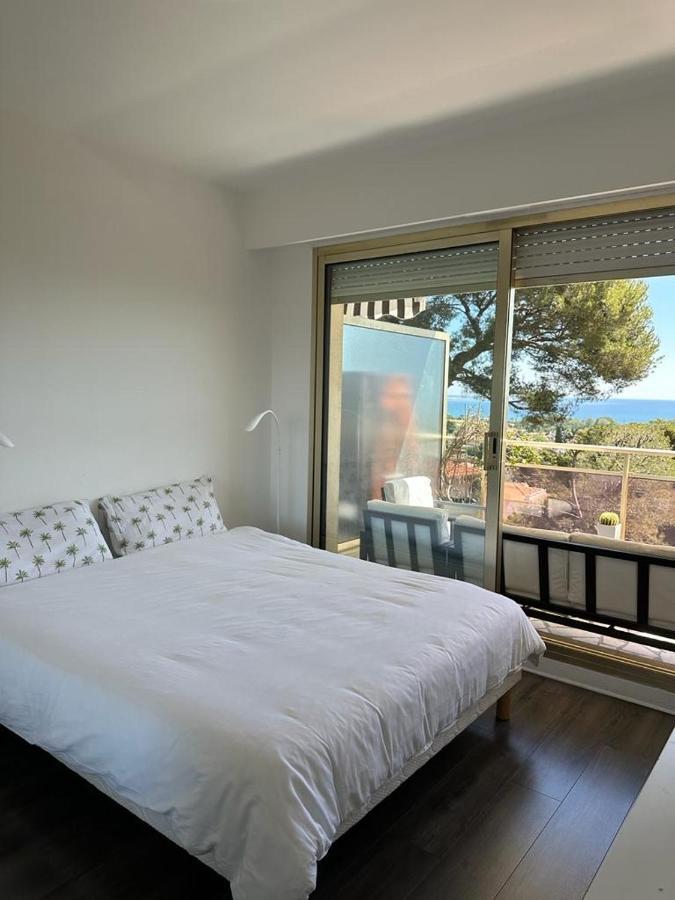 Bel Appartement Avec Vue Mer Villeneuve-Loubet Bagian luar foto