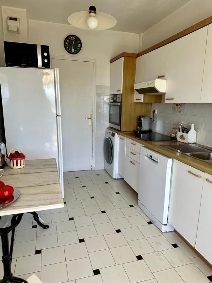 Bel Appartement Avec Vue Mer Villeneuve-Loubet Bagian luar foto