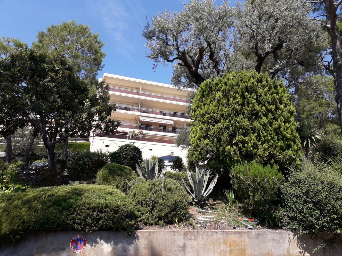 Bel Appartement Avec Vue Mer Villeneuve-Loubet Bagian luar foto